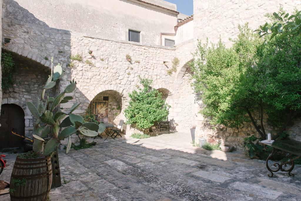 Masseria Barone Gambadoro Monte SantʼAngelo Exterior foto